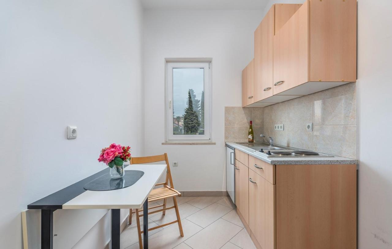 Apart Residence Leko Пореч Екстериор снимка