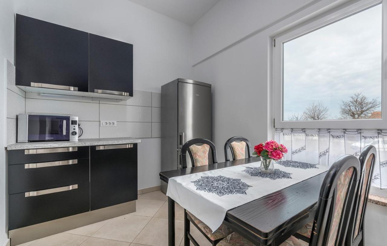 Apart Residence Leko Пореч Екстериор снимка